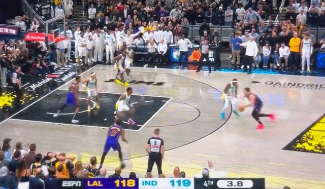 1743043918171059720.gif 4.gif